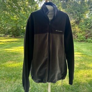 Columbia Two-Tone Black and Gray Jacket